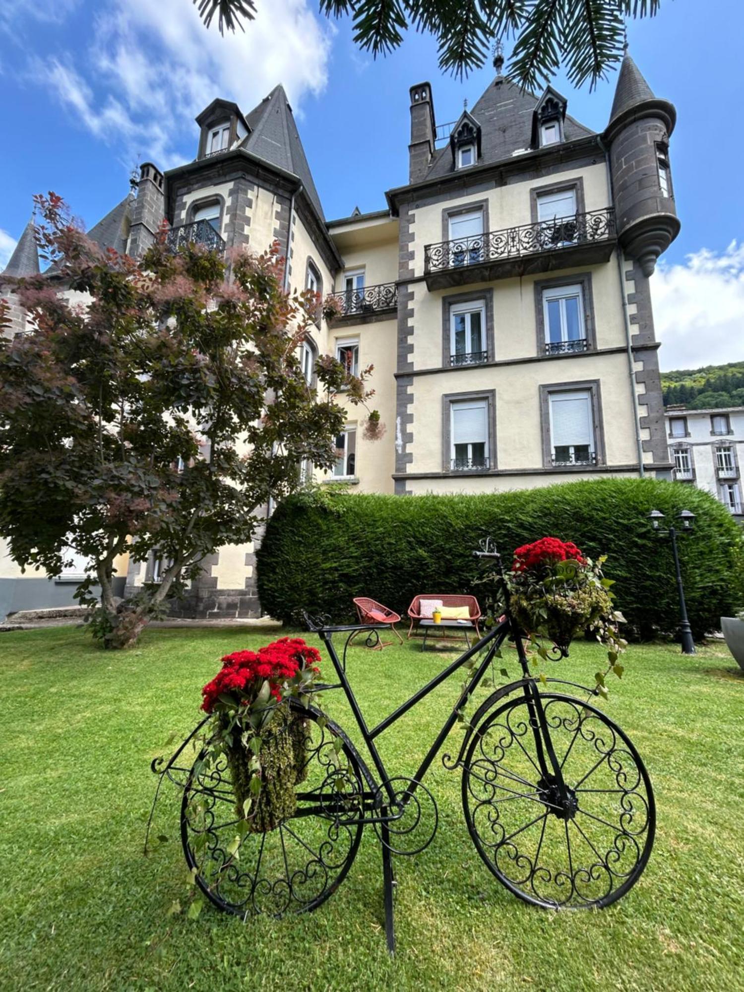 Le Grand Hotel Mont Dore Exterior photo